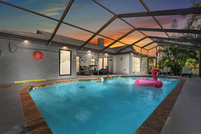 The Tropical Retreat - image 3