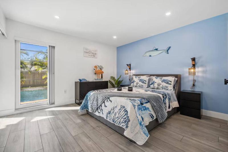 The Tropical Retreat - image 34