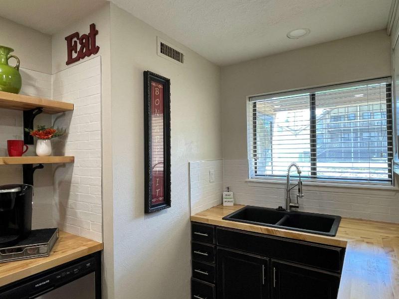 Apartment image 2