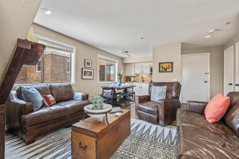 Village Loft 31 at Park City Mountain by SkyRun Park City - image 9