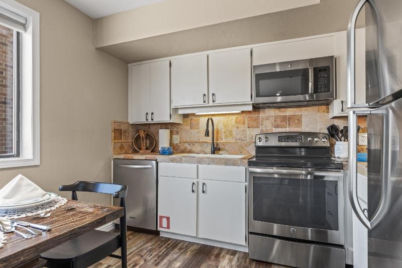 Village Loft 31 at Park City Mountain by SkyRun Park City - image 12
