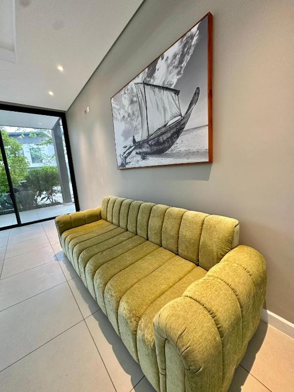 One Roma by the Cubes - image 9