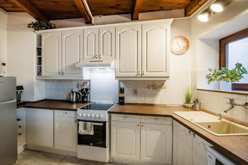 Unique Experience Apartment - image 10