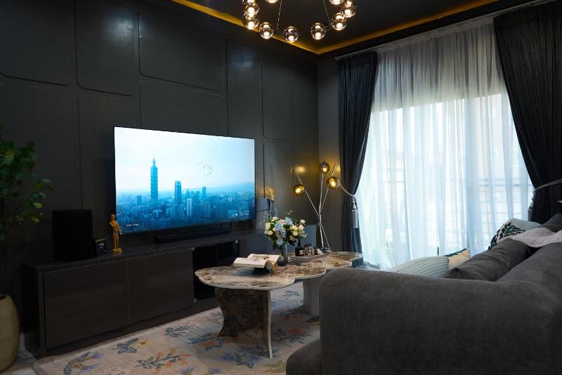 Dark Apartment in Lekki - image 1