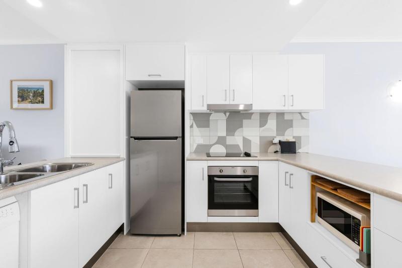 The Queenslander Family Townhouse Near Four Mile Beach - image 8