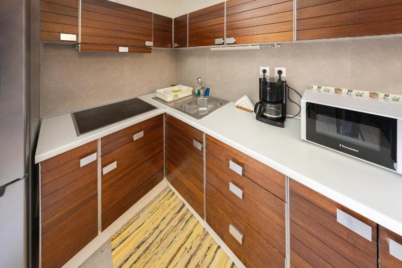 Apartment with Patio and Garden image 4