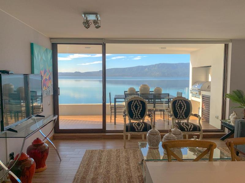 Apartment in Pucon with a view and access to the lake - image 1