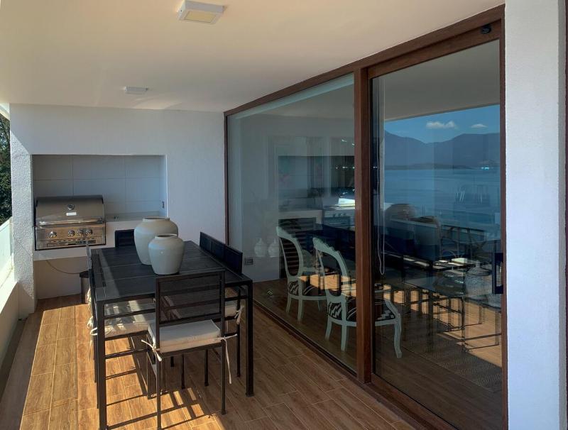 Apartment in Pucon with a view and access to the lake - image 33
