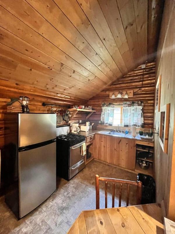 Cottage image 4