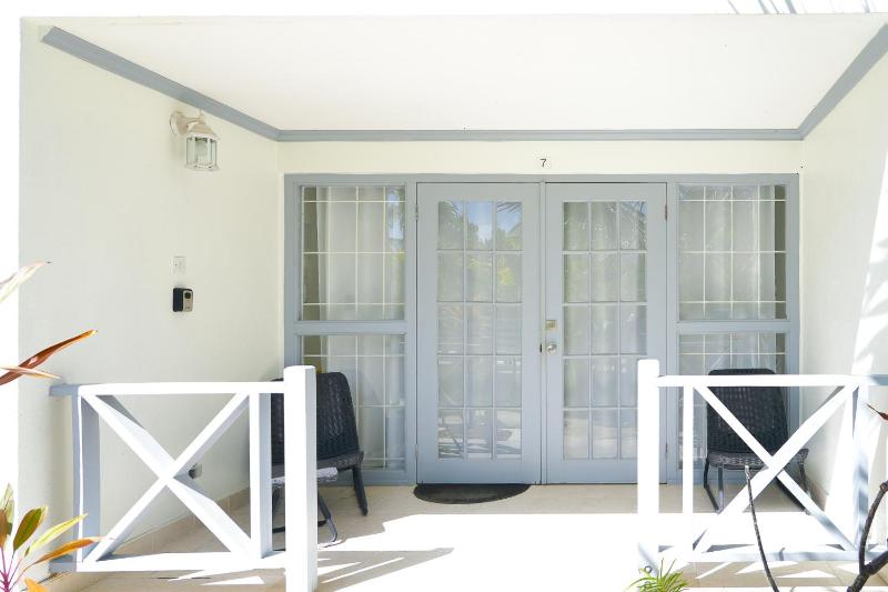 Sunset Lane Apartment Hotel - image 8