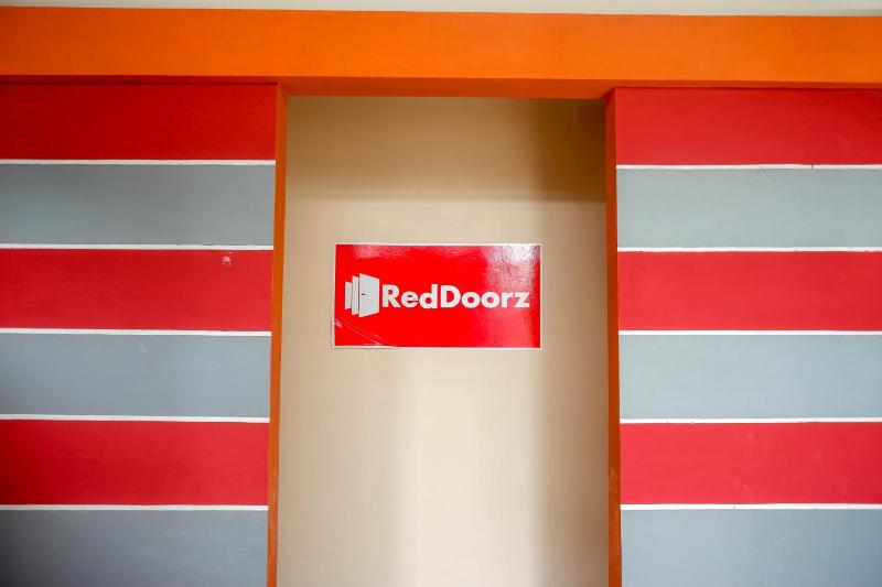 RedDoorz near Majapahit Semarang 2 - image 3