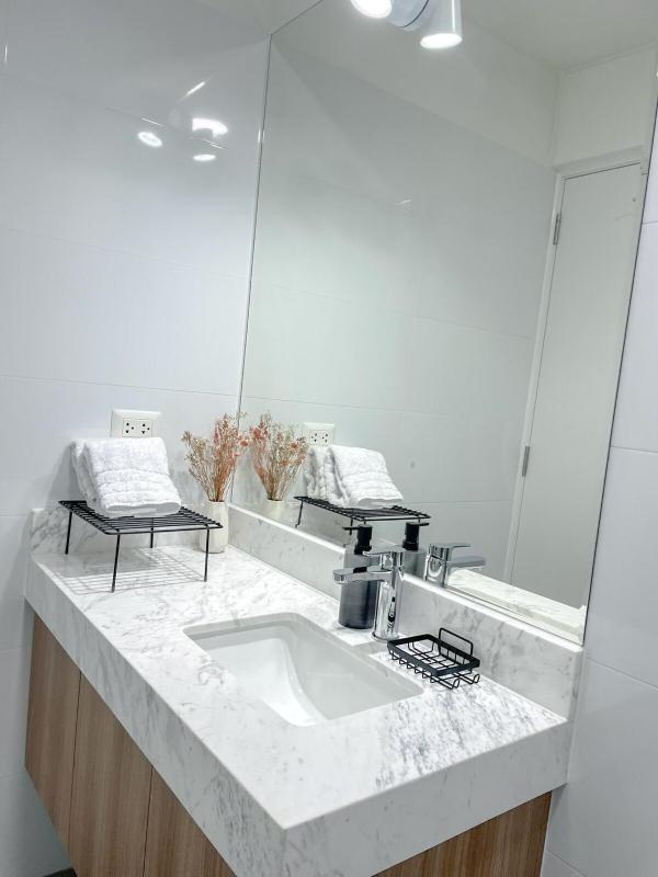 Ocean view 1 BR Miraflores with parking - image 2