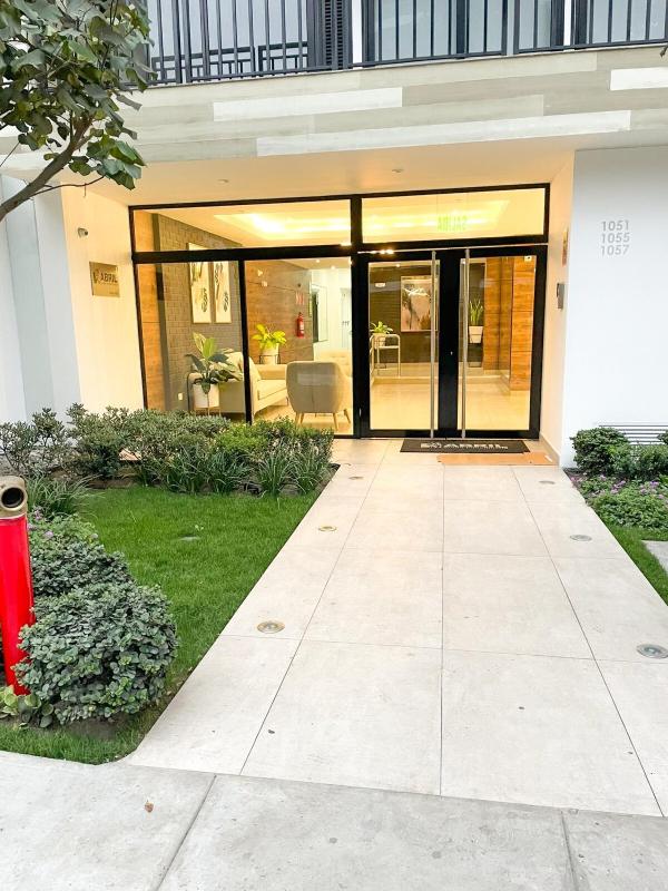 Ocean view 1 BR Miraflores with parking - image 10