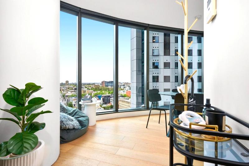 Mackenzie Marvel Stylish 2BR w Skyline Views - image 13