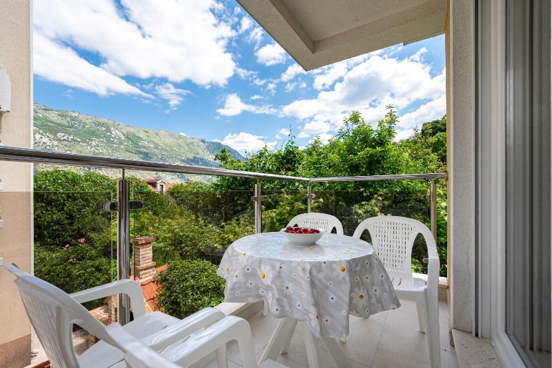 Two-Bedroom Apartment with Terrace image 3