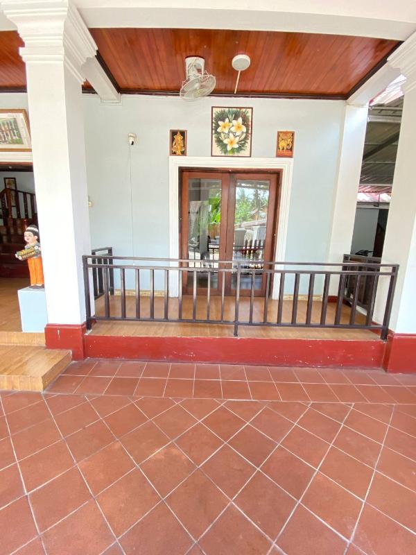 Luangprabang Singharat Place 2 - image 8