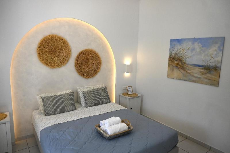 One-Bedroom Apartment image 1