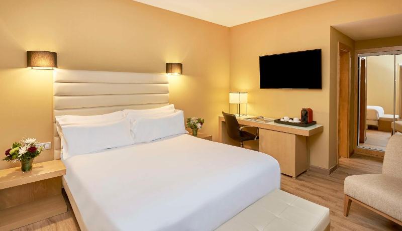 Superior Single Room image 1