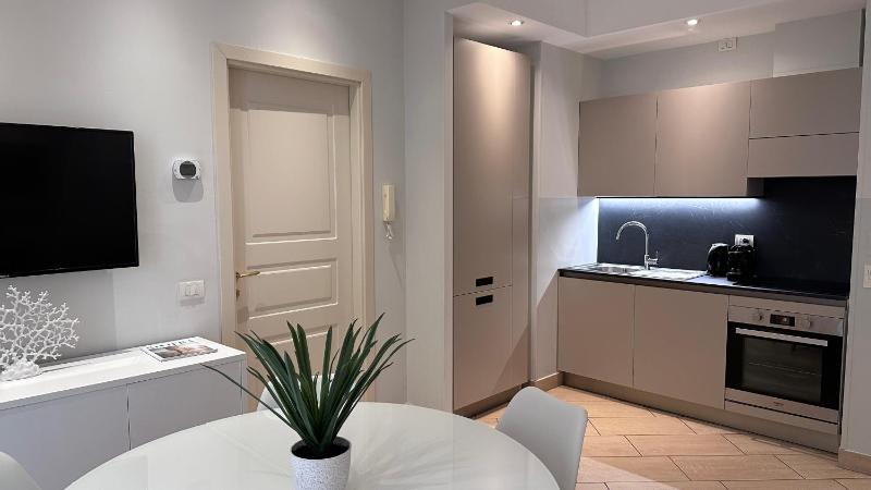 Executive Two-Bedroom Apartment image 3