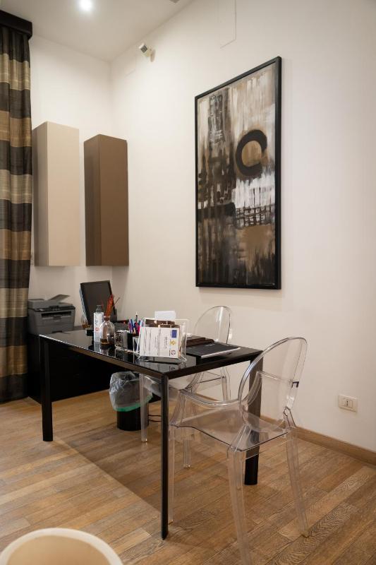 Suite 70 Luxury Collection - image 16