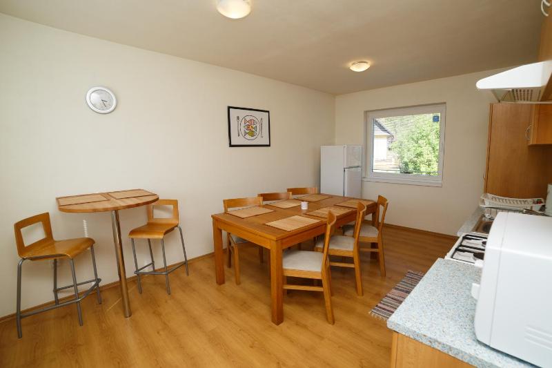 Two-Bedroom House image 3