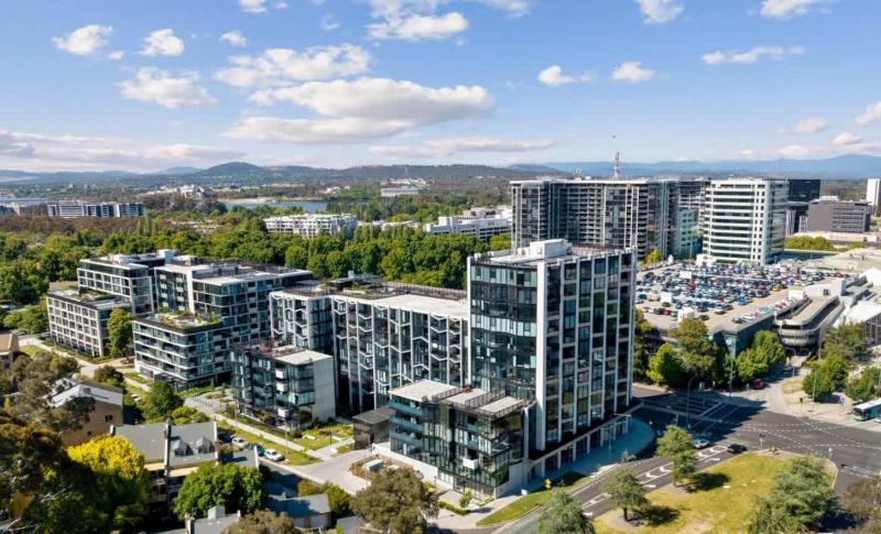 2BR-2BR-1Car-Sleeps 6 CBD Pool - image 16