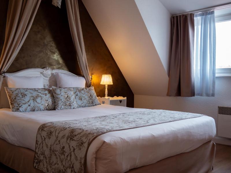 Comfort Triple Room image 2