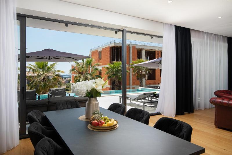 Luxury Villa Dali with sauna whirlpool and heated pool in Medulin only 17 km from the beach - image 10