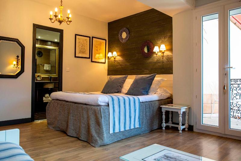 Collection Double Room with balcony image 3