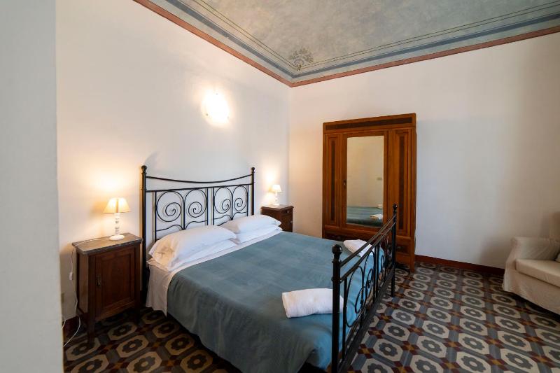 One-Bedroom House image 1