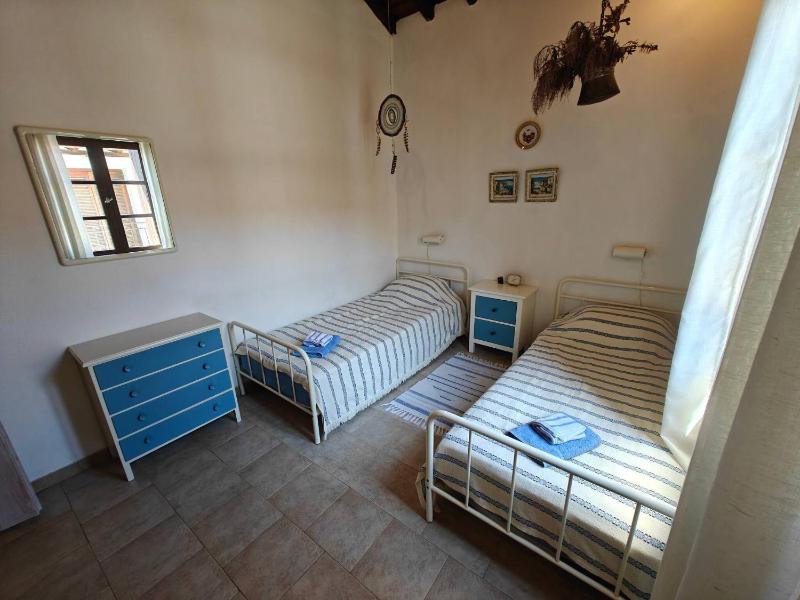 Louloudi charming townhouse - image 16