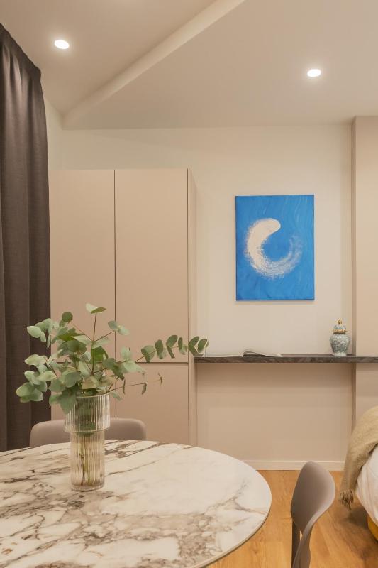 Rezia Apartments by Rent All Como - image 21