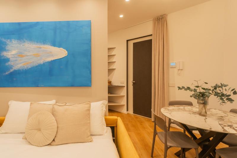 Rezia Apartments by Rent All Como - image 32