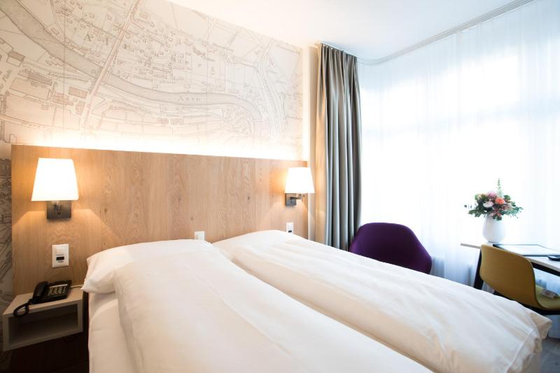 Style Double Room image 1