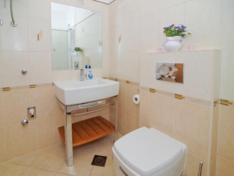 Lavender Suite Zadar - image 8