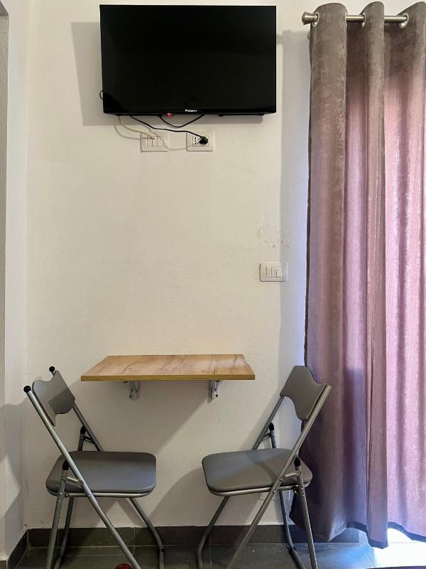 Happy Corner Guest House - image 13