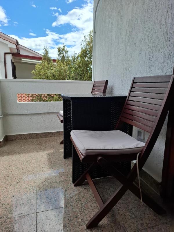Apartment with Pool View  image 2