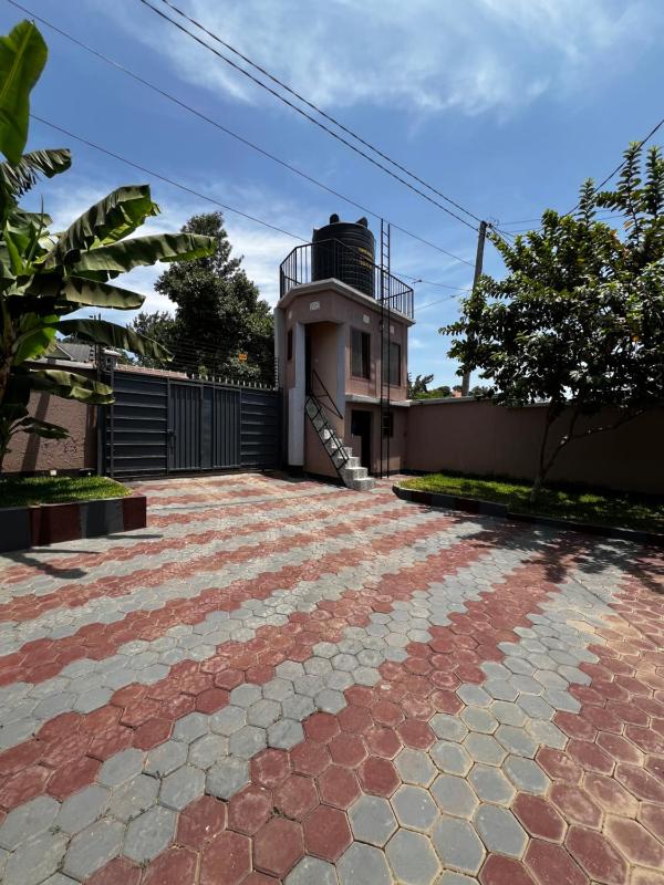 Hadraj Moshono Apartment2 - image 1