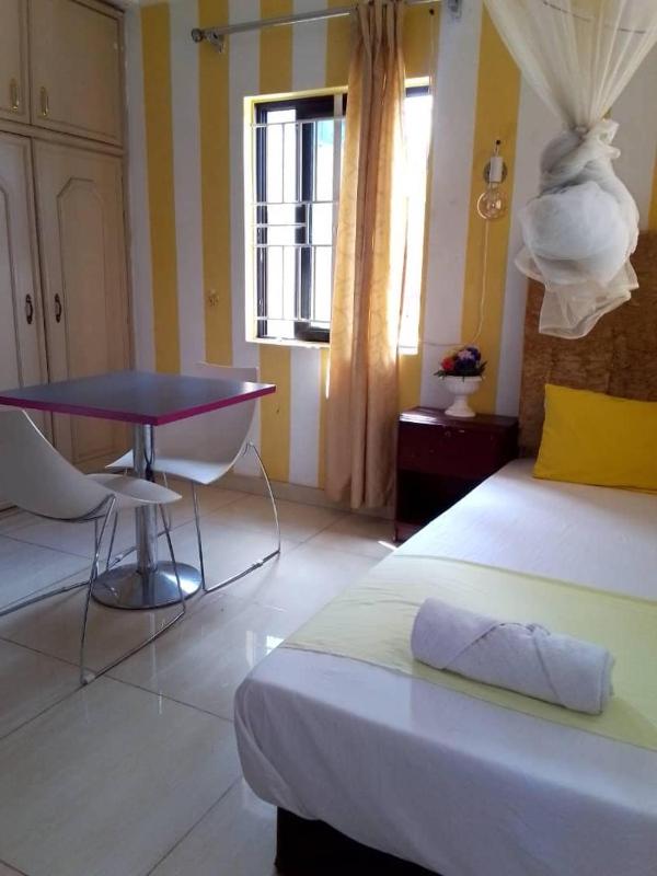 ZUNOX GUEST HOUSE - image 10