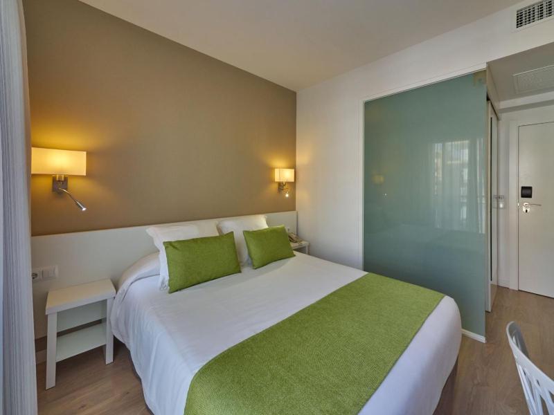 Single Room image 1