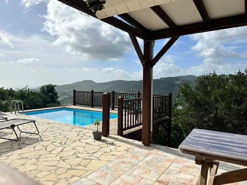 Studio charmant à Rivière-Pilote avec piscine - image 1