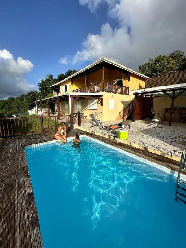 Studio charmant à Rivière-Pilote avec piscine - image 8