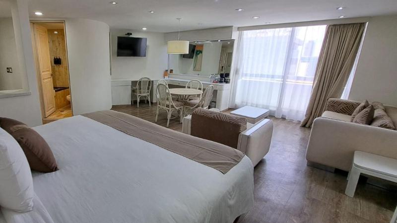 Hotel Century Reforma - image 36