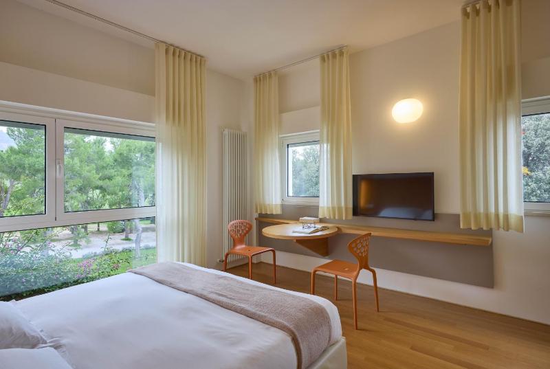 Junior Suite image 2