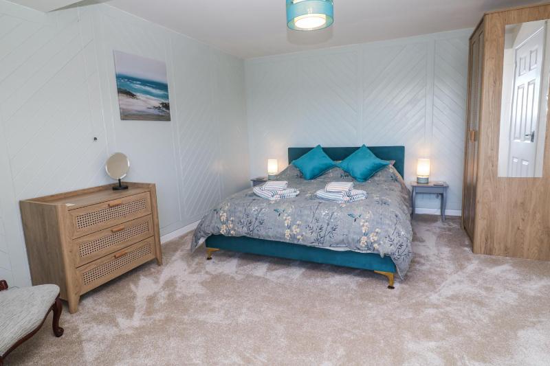 Flat 6 - image 8