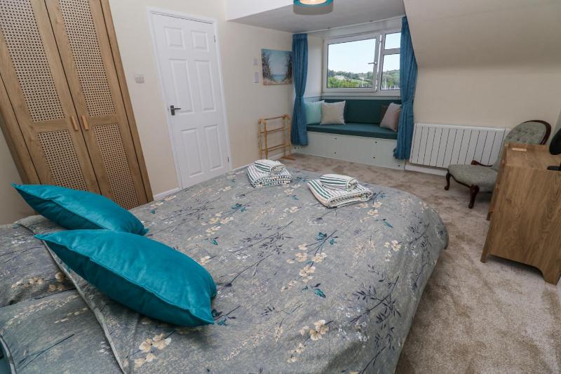 Flat 6 - image 20