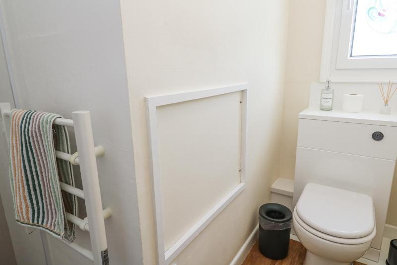Flat 6 - image 10