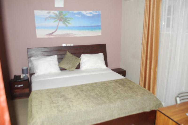 BENIN CITY CENTER HOTEL - image 9