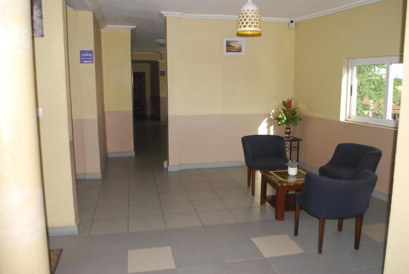 BENIN CITY CENTER HOTEL - image 2