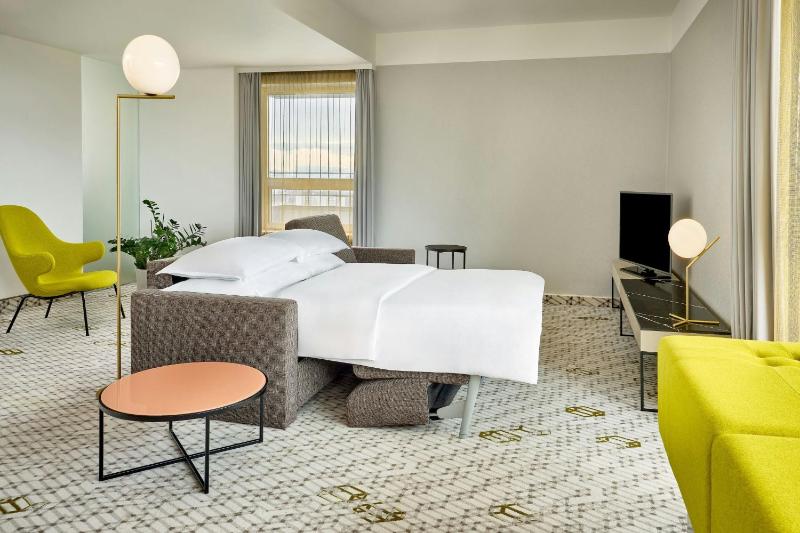Four Points by Sheraton Munich Arabellapark - image 12